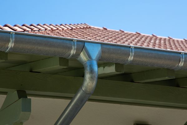 Eavestrough Repair in Seminole